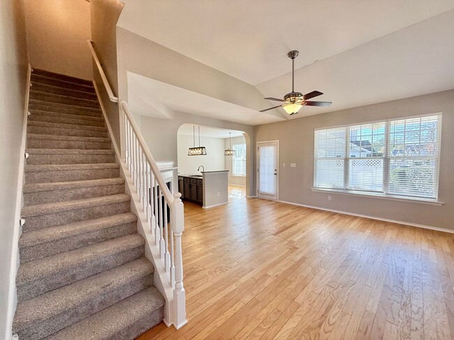 Building Photo - Stunning 2BD, 2.5BA Morrisville Home in a ...