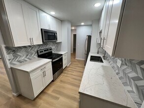 Building Photo - $2,500 - 2 Bed / 1 Bath Condo in El Cajon