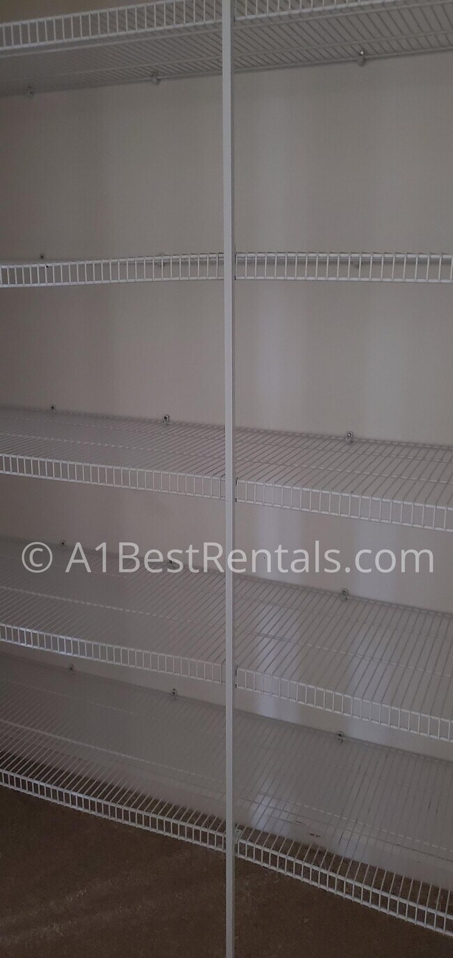 Building Photo - 2513 Guadalajara Dr