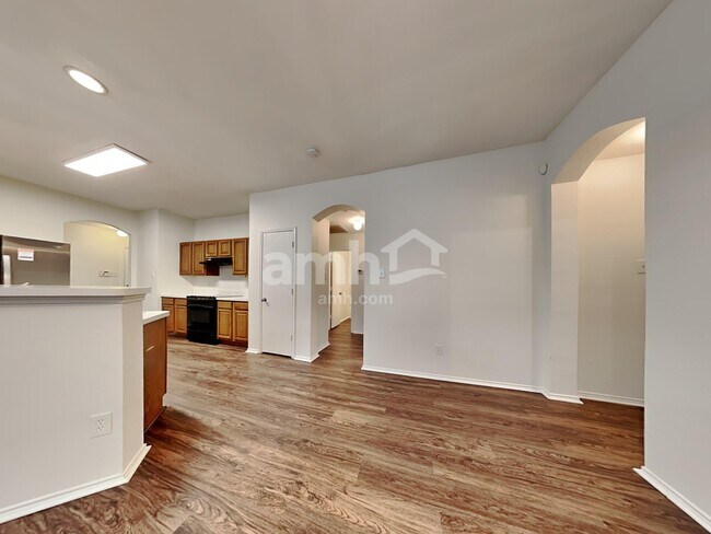 Building Photo - 12424 Silver Mist Trail