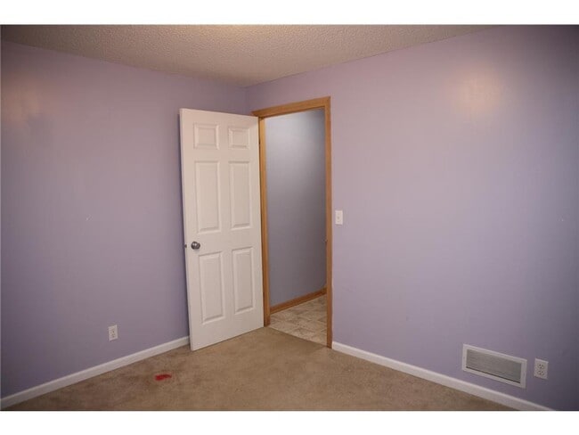 Building Photo - 2690 Pinkspire Ln E