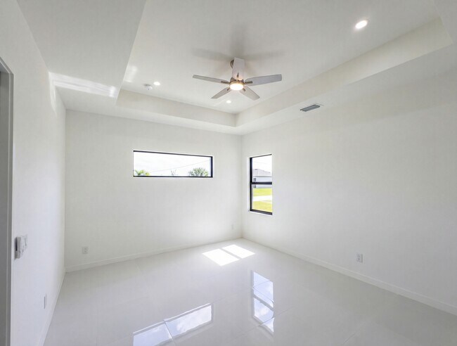 Building Photo - 4402 NW 34th St