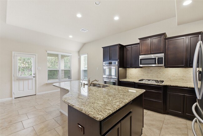 Building Photo - 23207 Verita Ct