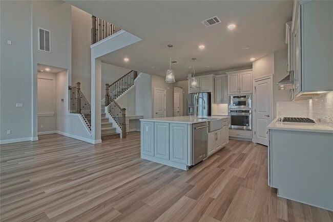 Building Photo - 324 Windom Way