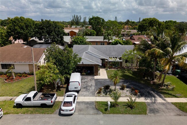 Building Photo - 8521 NW 53rd St