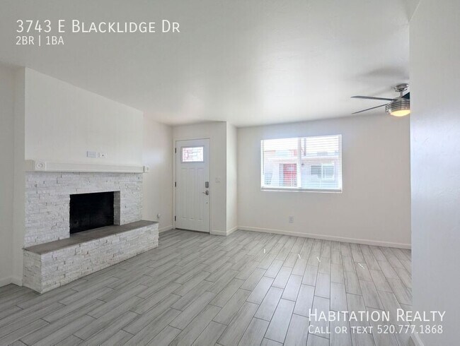 Building Photo - 3743 E Blacklidge Dr