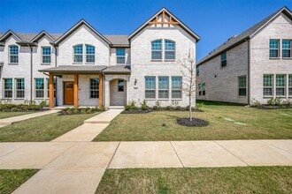 Building Photo - 4601 Avion Dr