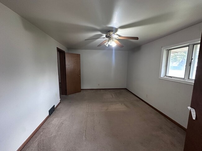 Building Photo - 629/631 Park Avenue