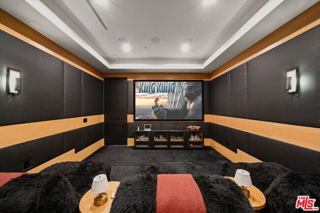 Building Photo - 15645 Woodvale Rd