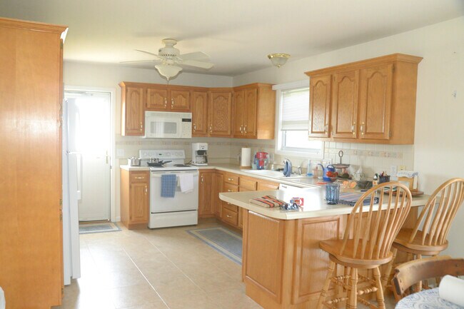 Building Photo - 534 Eagle Ridge Dr