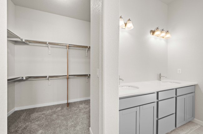Building Photo - 12915 Stone Valley Dr