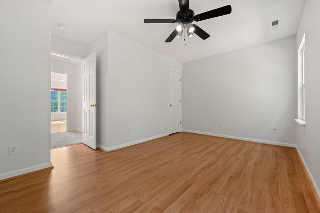 Building Photo - 3406 Tarleton W