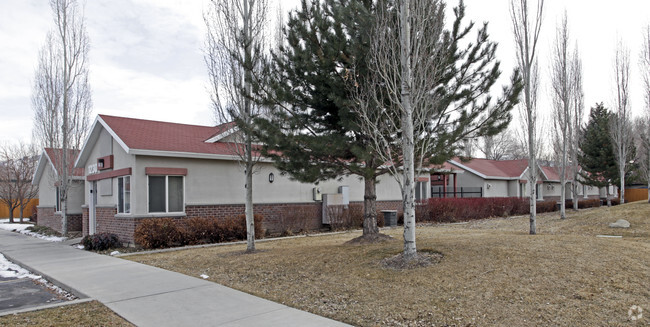 Building Photo - Aspenview