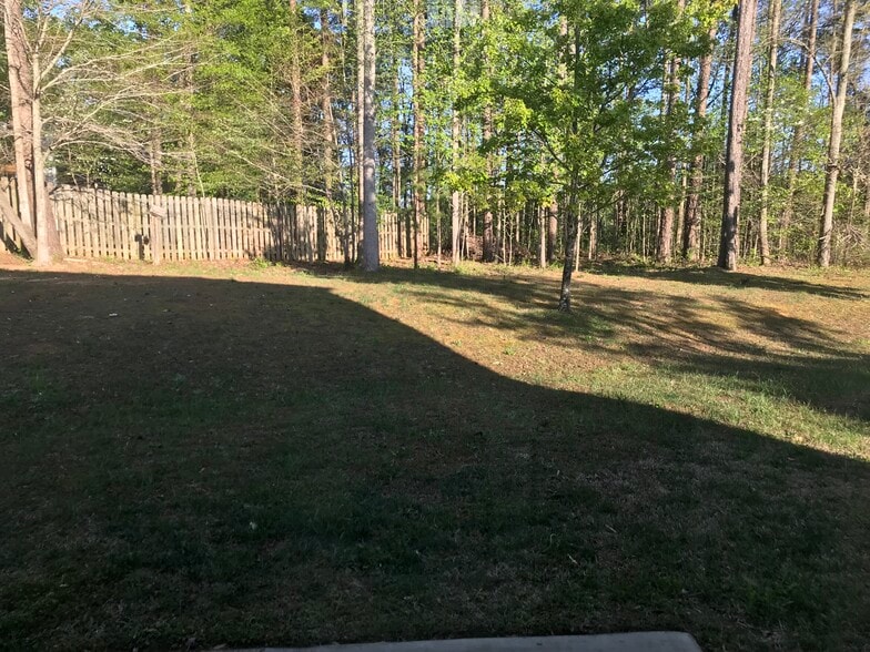 BACK YARD - 2808 Cougar Hill Ct