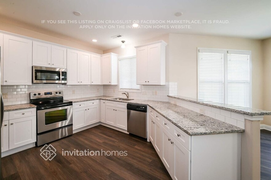 Building Photo - 10006 Granite Trail Ln