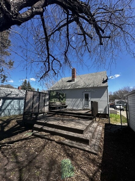 Building Photo - 1538 10th St N