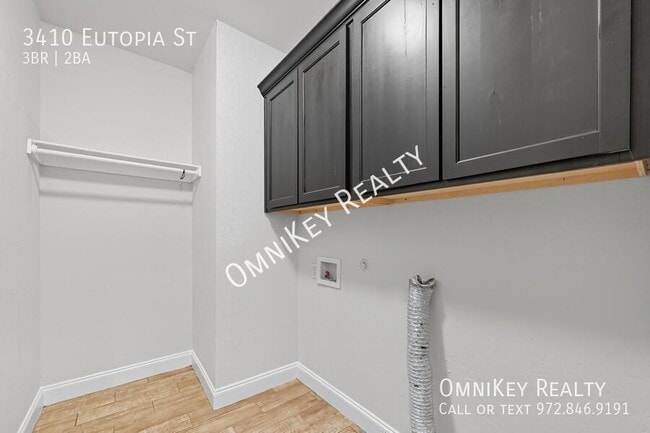 Building Photo - 3410 Eutopia St