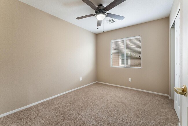 Building Photo - 6604 Lavender Lilly Ln