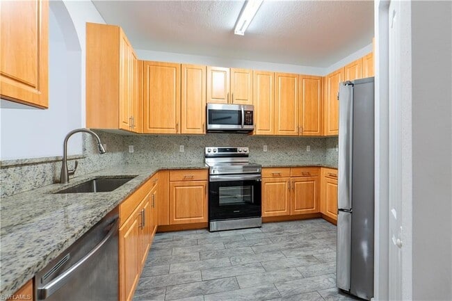 Building Photo - 7082 Venice Way