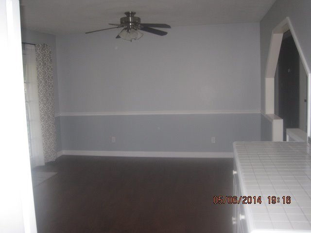 Building Photo - Three Bedroom Two Bath Rancher in the heart of Teays Valley