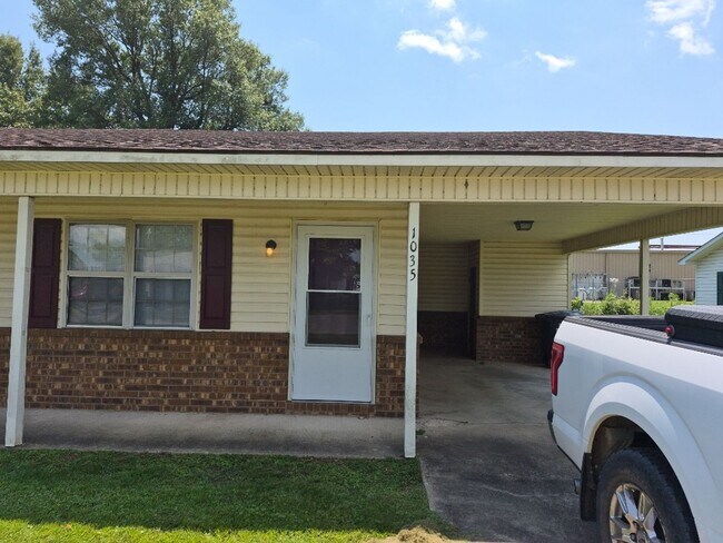 Building Photo - Piggott Duplexes