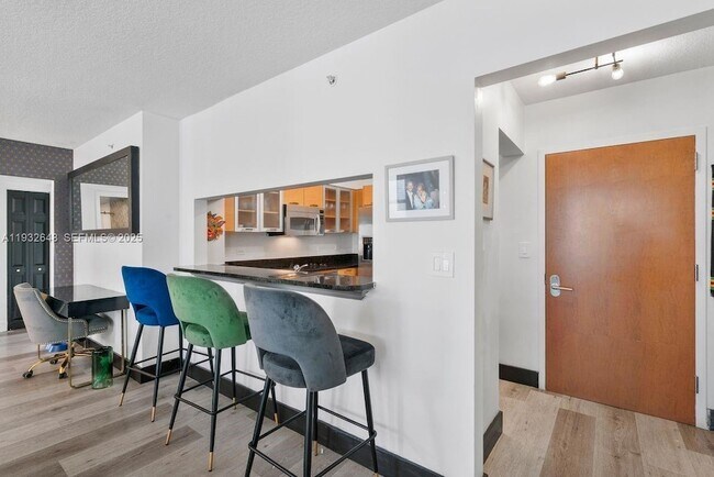 Building Photo - 31 SE 5th St