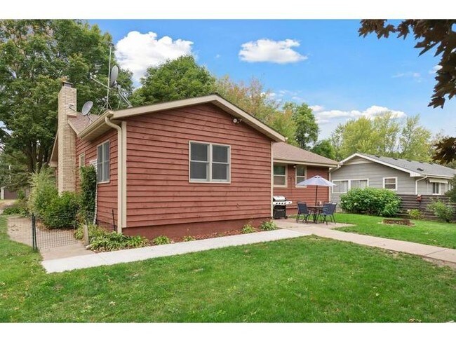 Building Photo - Beautiful Ranch Style 3BR 2BA Home in Milaca