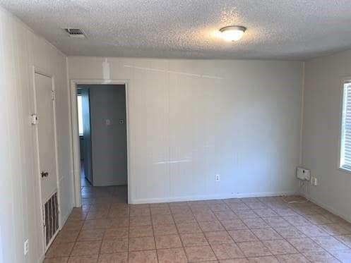 Building Photo - 3018 Robinson Blvd