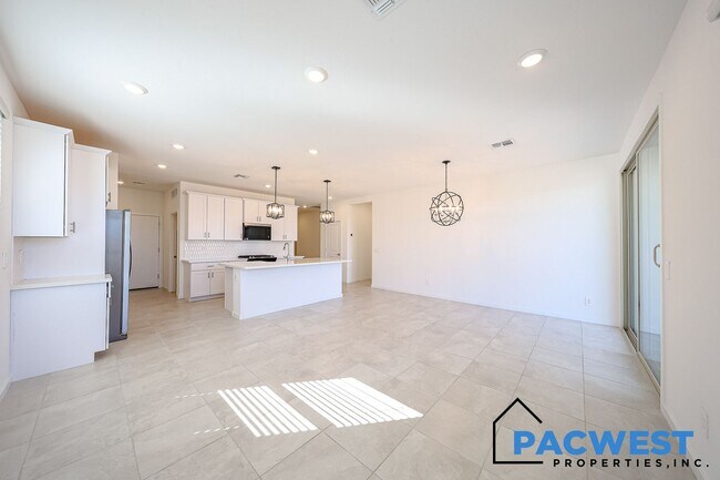 Building Photo - Your new home for lease!