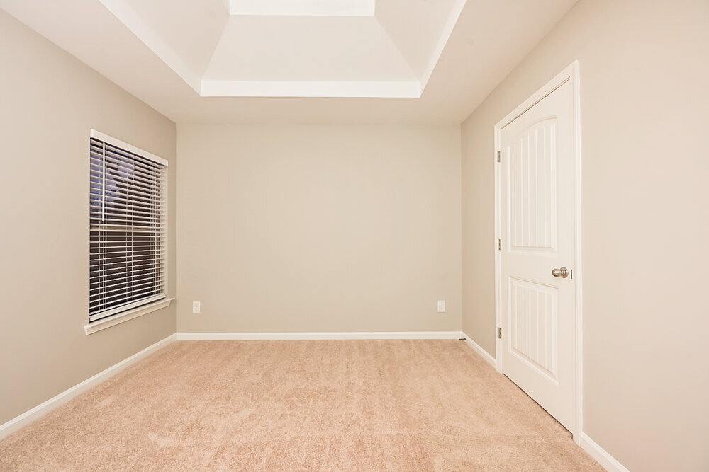 Building Photo - 559 Dahlia Dr