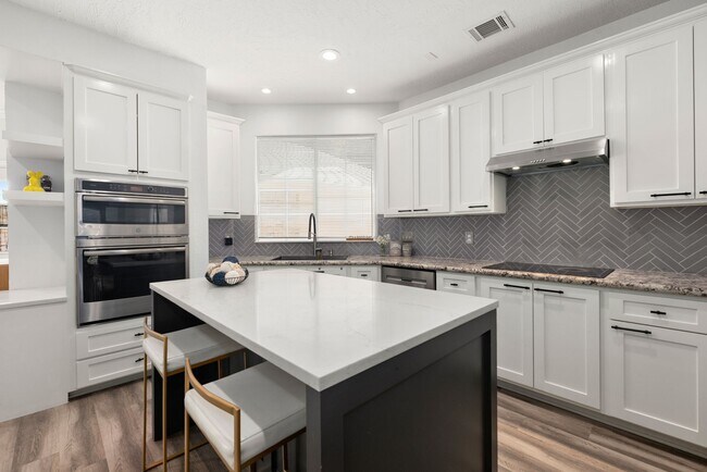 Building Photo - 26 Cinnamon Teal Pl