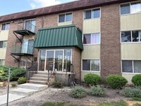 Building Photo - 240 Springhill Dr