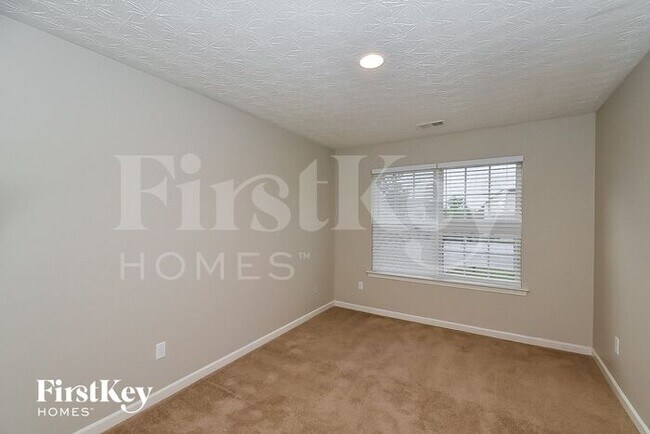 Building Photo - 4831 Wexford Trail