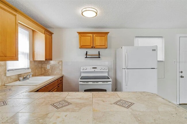 Building Photo - 809 Illinois Ave