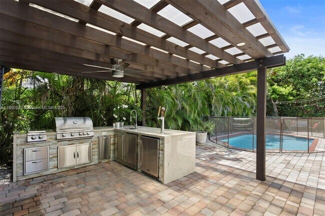 Building Photo - 9339 SW 98th Pl