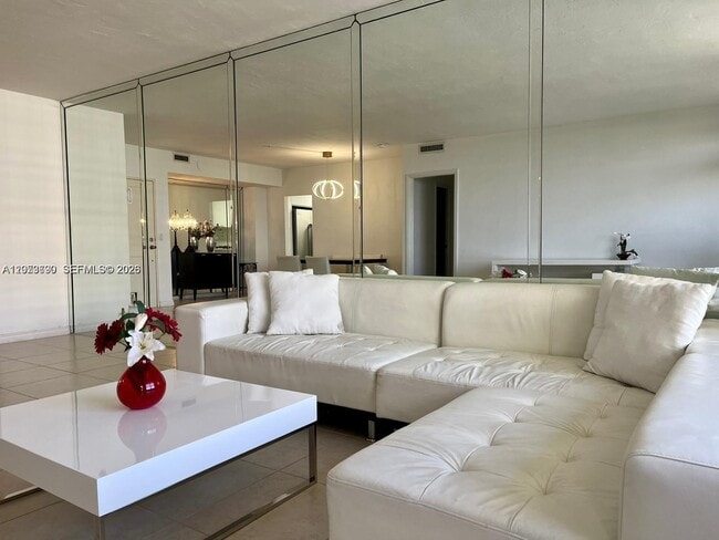 Building Photo - 10185 Collins Ave