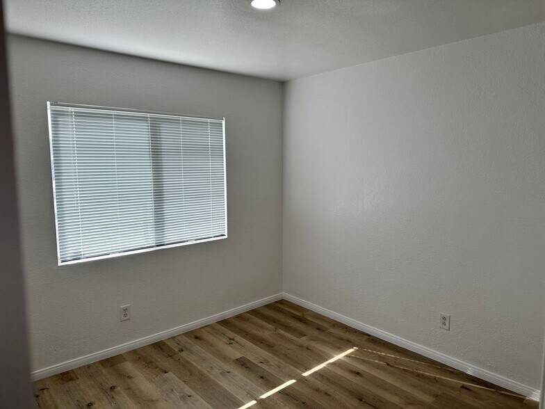 Building Photo - 17785 Carson Cir