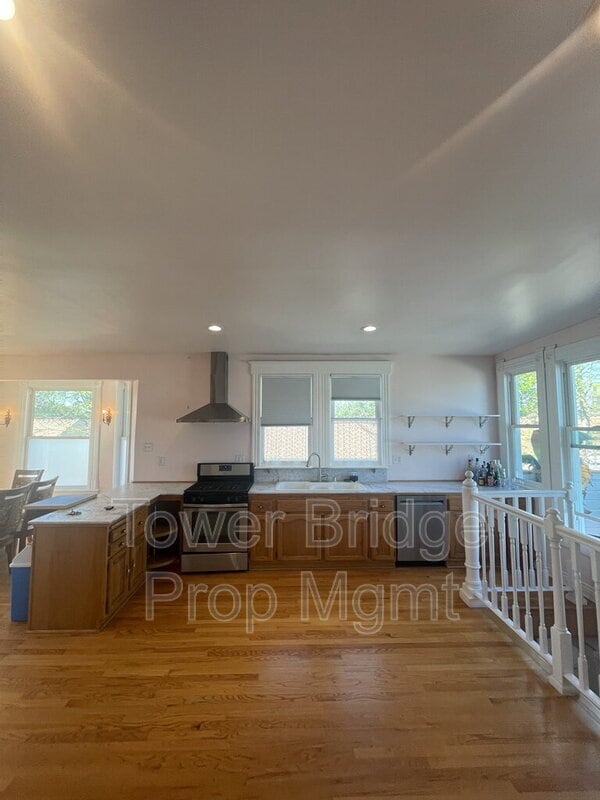 Building Photo - 3154 53rd St