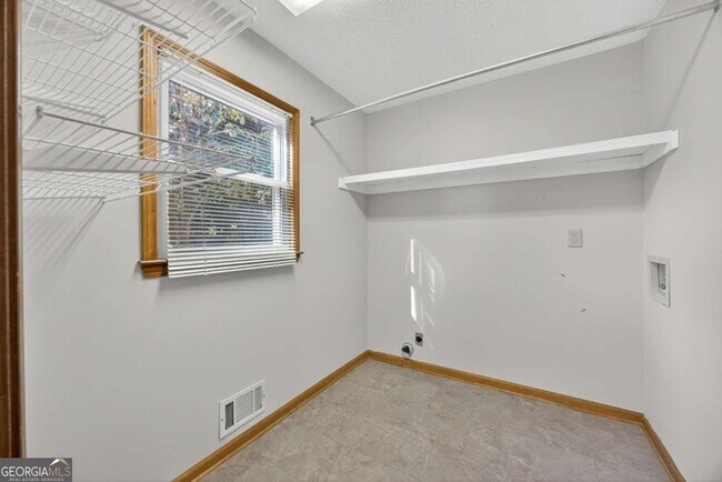 Building Photo - 1570 Greyfield Trce