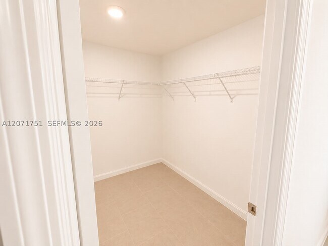 Building Photo - 17293 Cantu Ct