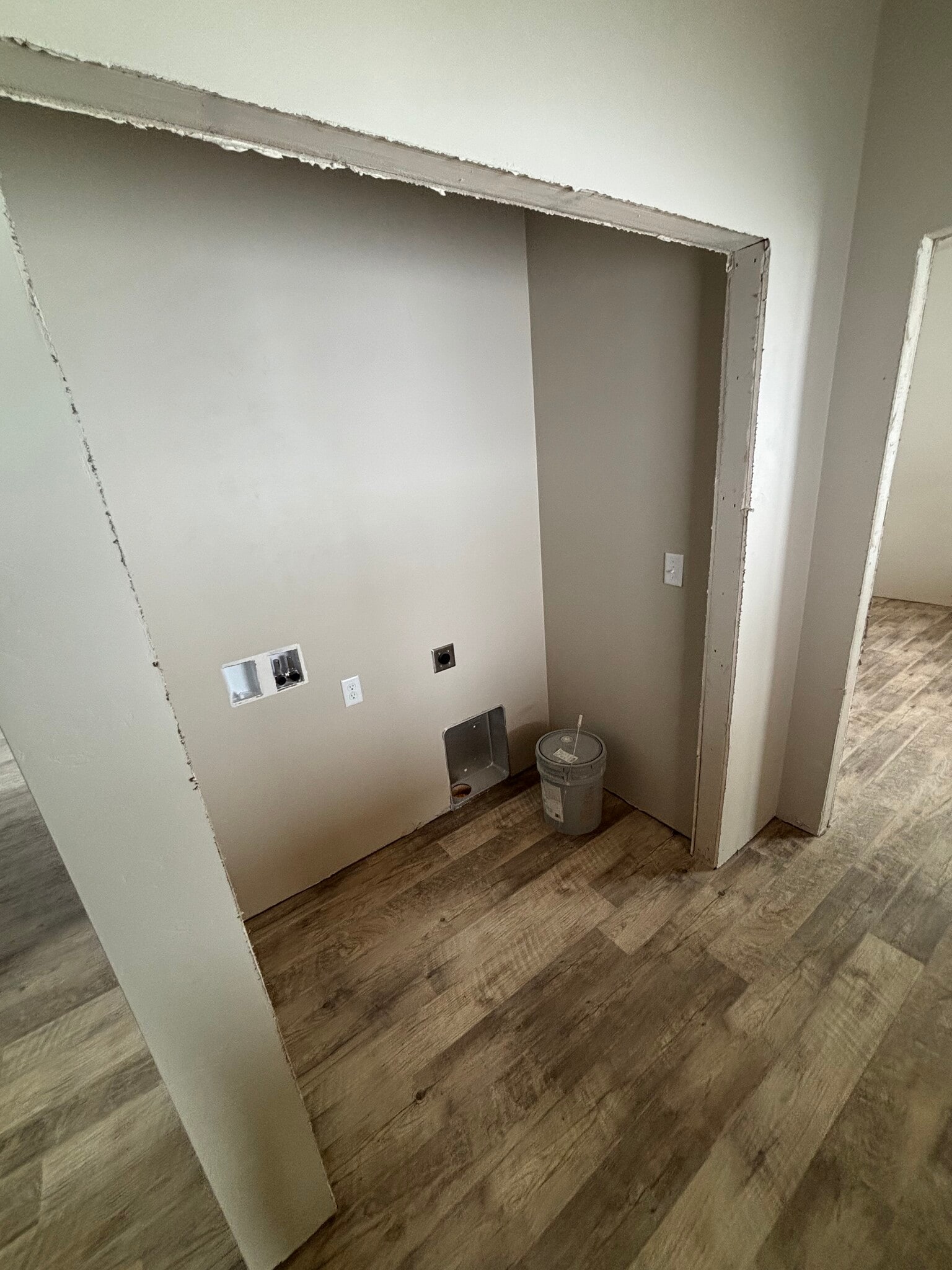 Closet - 1127 Northwood Dr