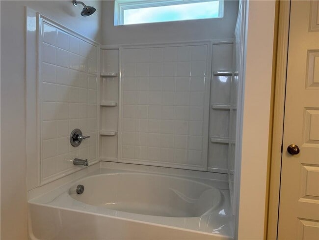 Building Photo - 24 Busby Dr