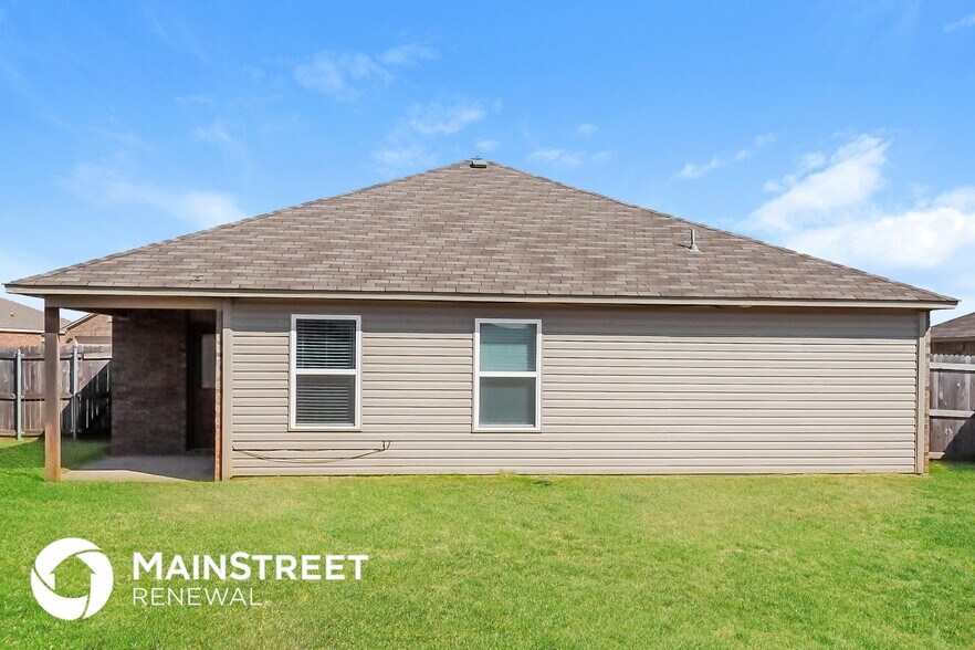 Building Photo - 13200 Beekman Dr