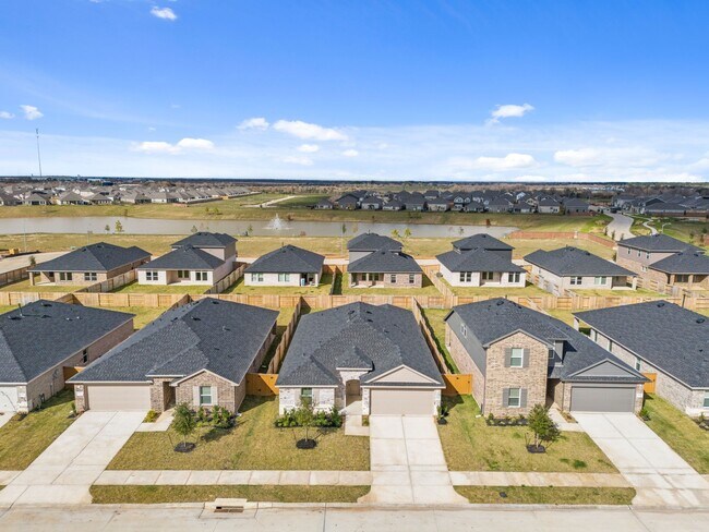 Building Photo - 27718 Hudson Sands Ln