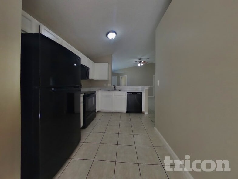 Building Photo - 3215 Kelling St