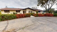 Building Photo - ****OPEN HOUSE**** Friday April, 31, 2026 @ 1-3pm