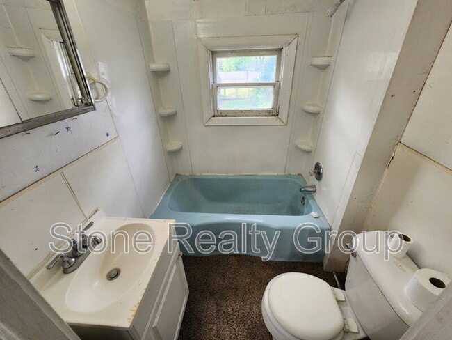 Building Photo - 2015 Washington Ave