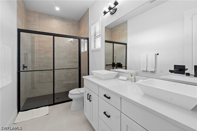 Building Photo - 551 97th Ave N