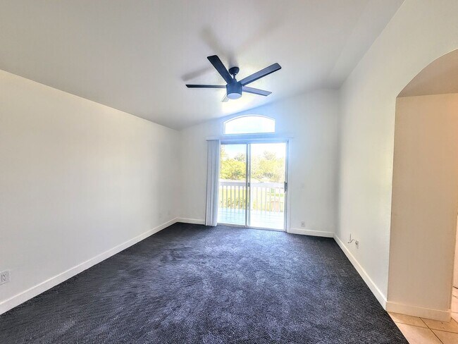 Building Photo - Gorgeous Paloma Del Sol Home - Newer paint...