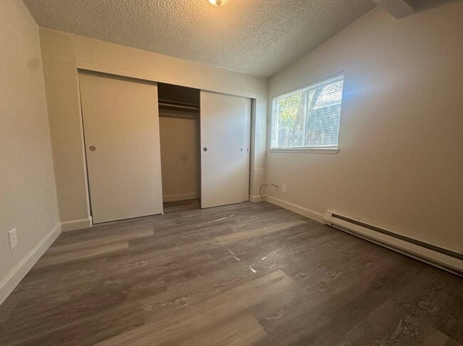 Building Photo - 1405 Prune St